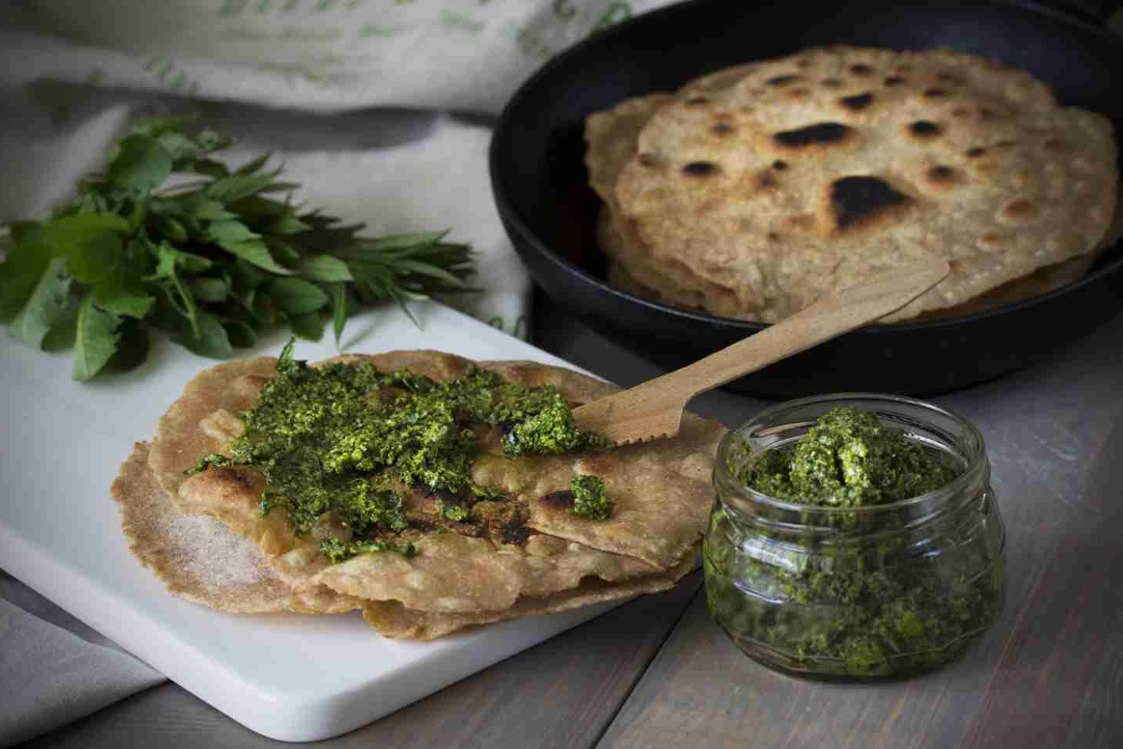 Chapati hortapestolla