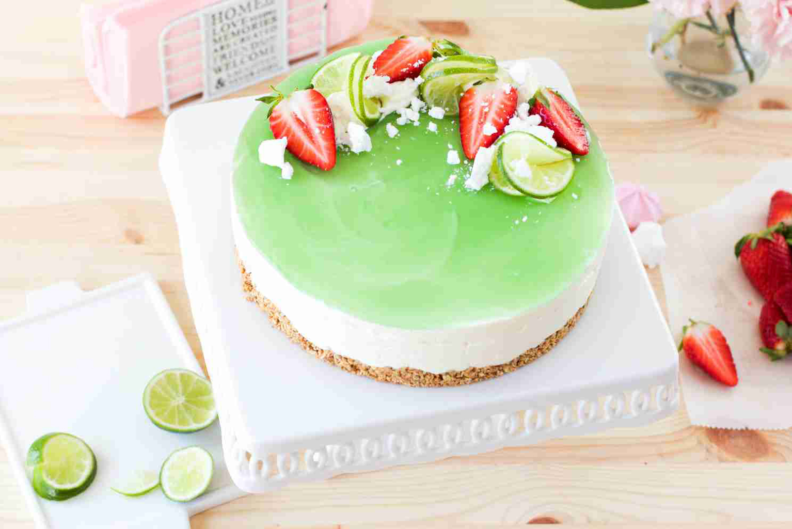 Juhlien herkullinen limekakku