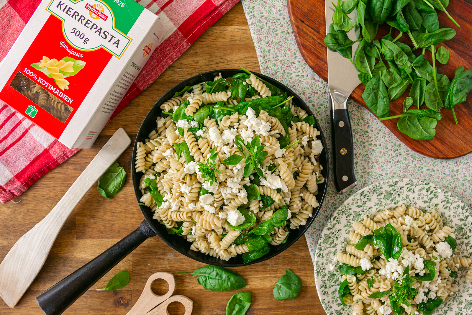 Feta-pinaattipasta