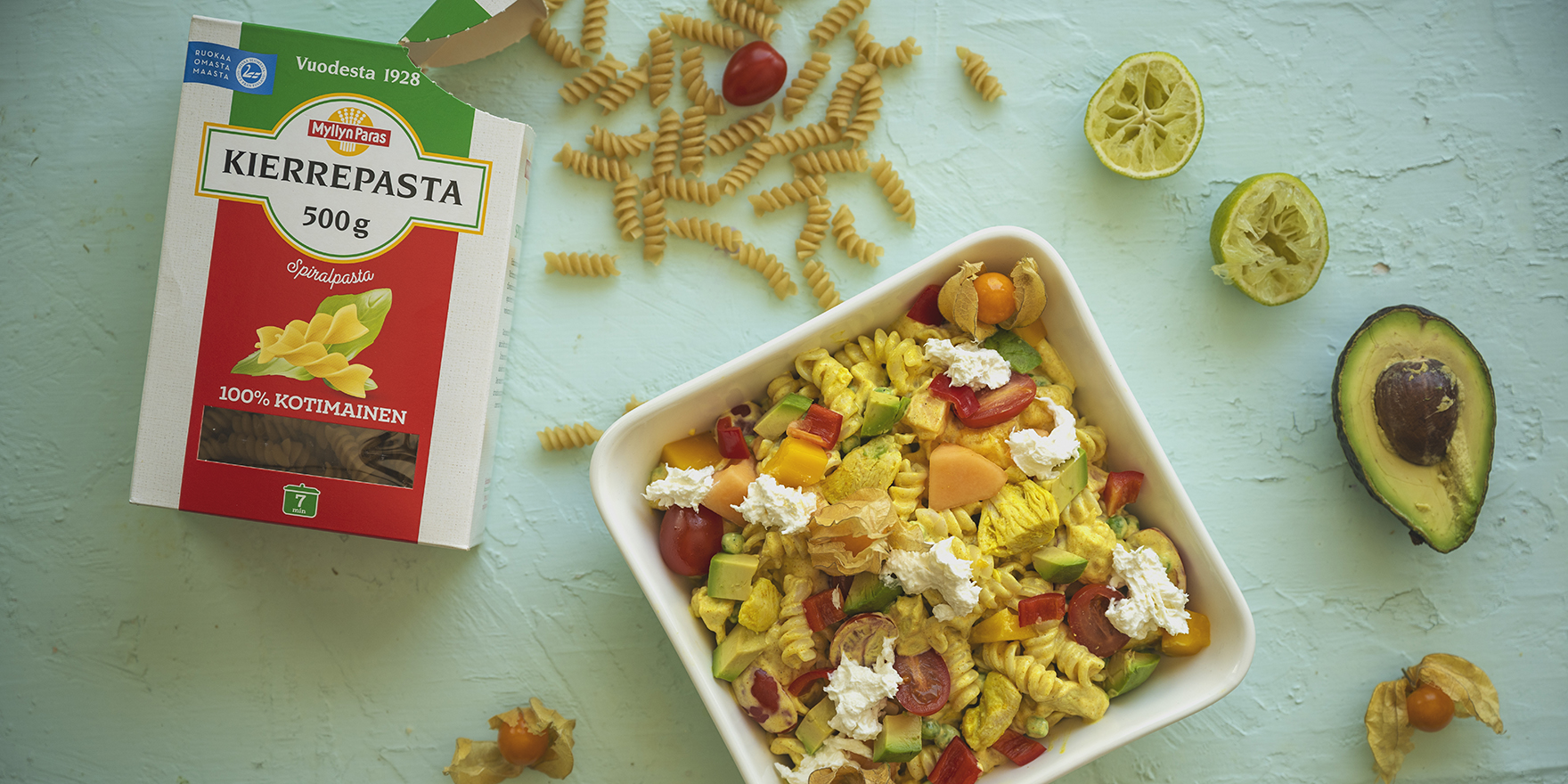 Kana-pastasalaatti