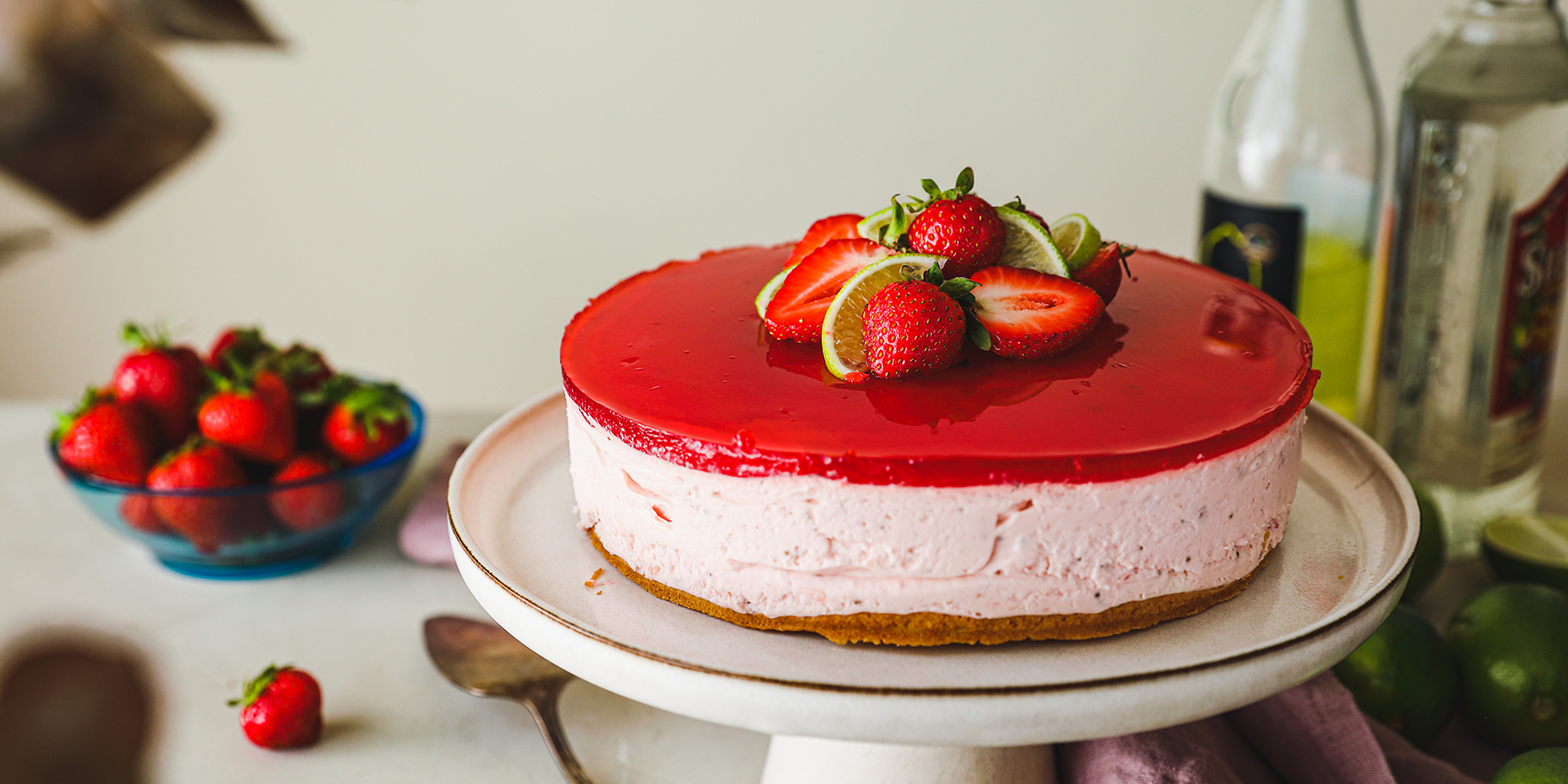 Mansikkamargarita-juustokakku
