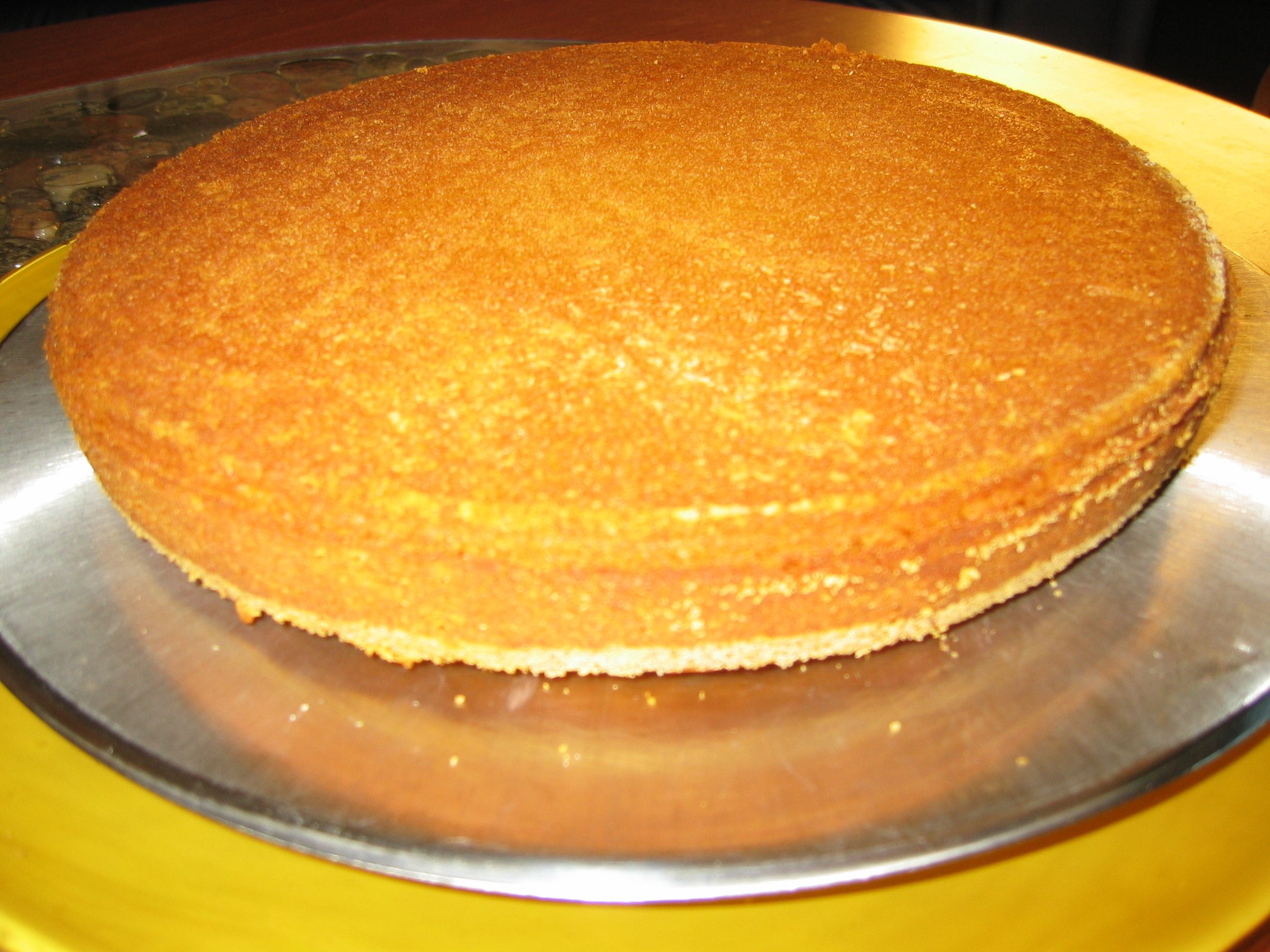 Pienehkö täytekakkupohja (6:lle)