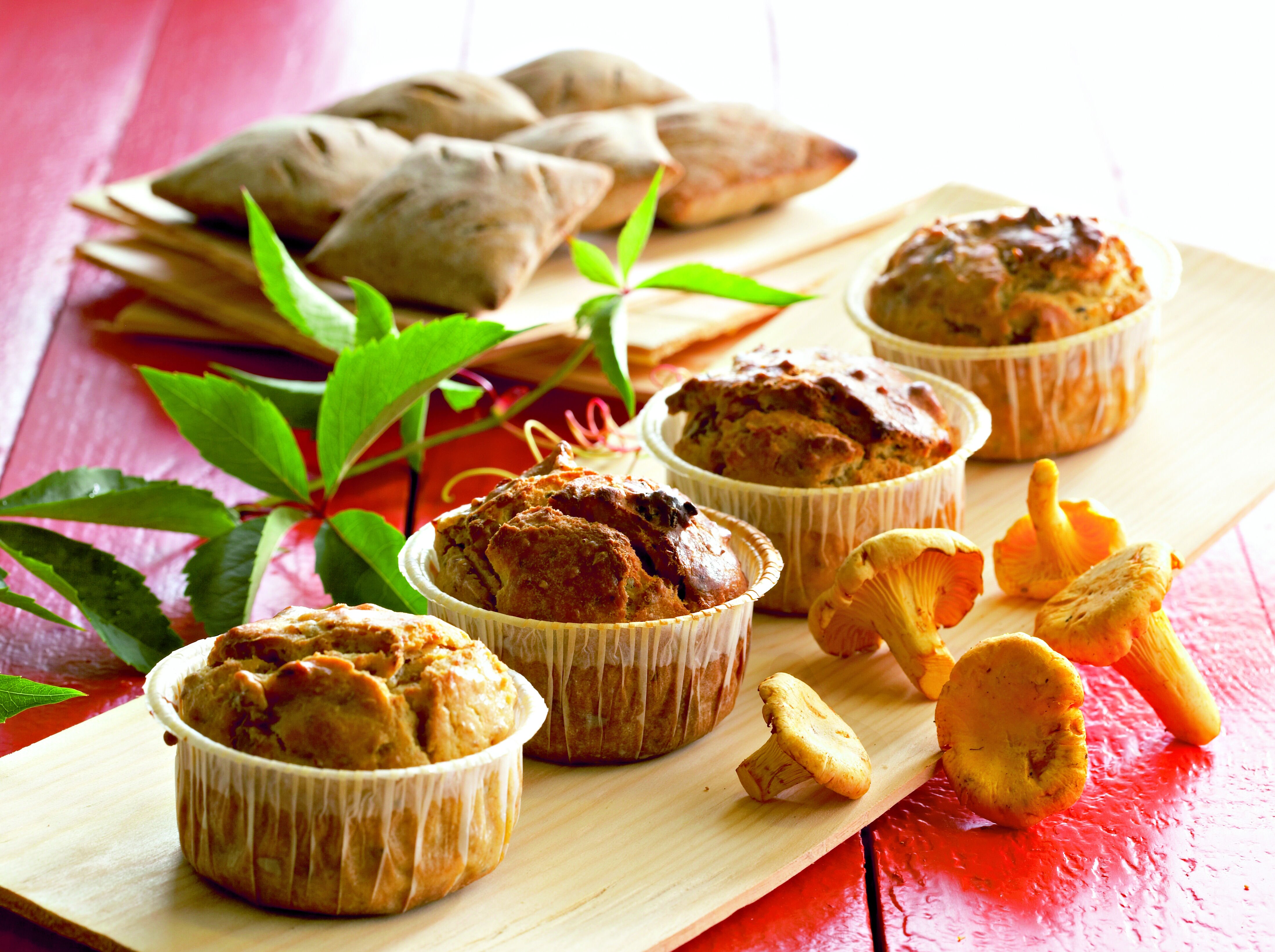 Sieni-tomaatti muffinit