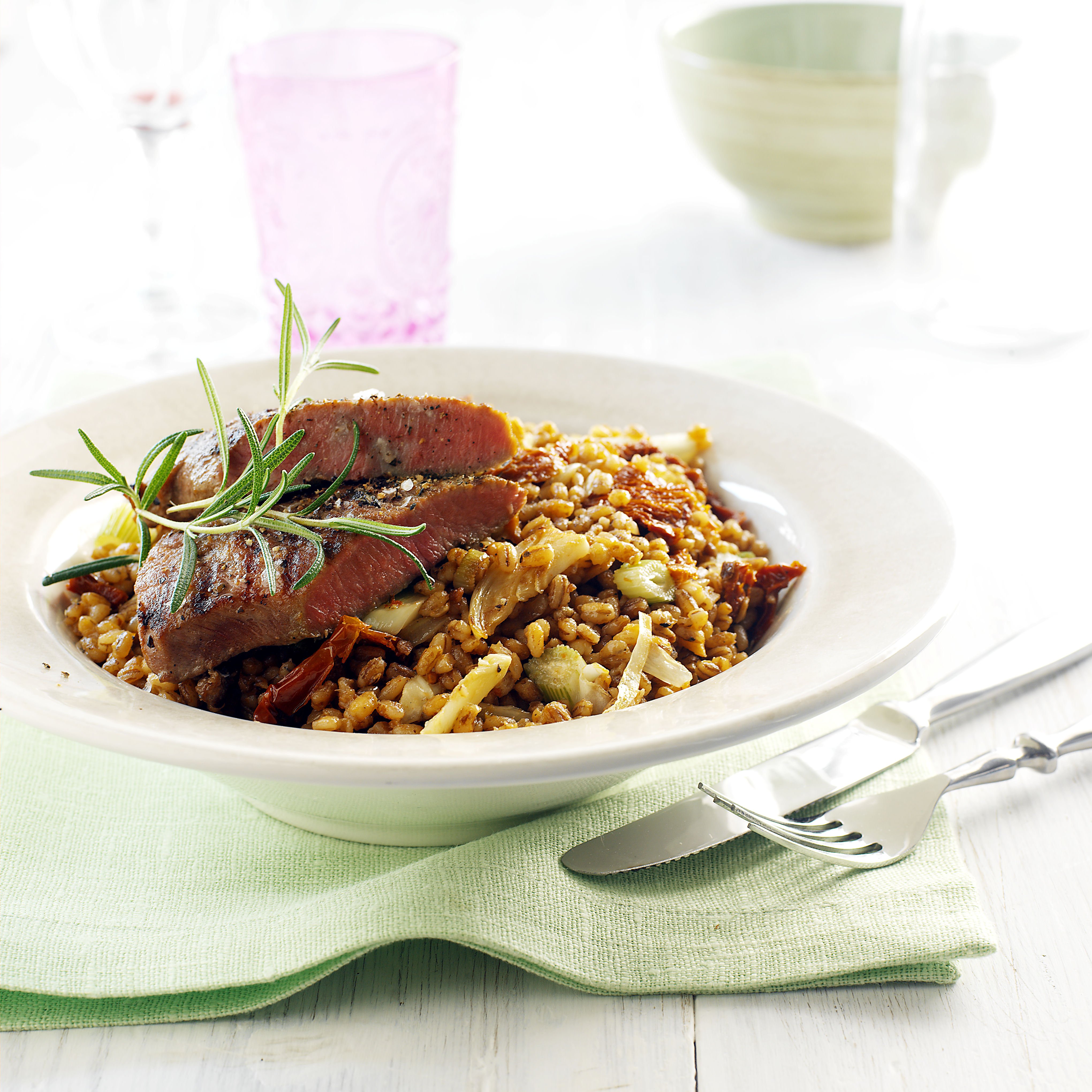 Aurinkoinen fenkoliohratto