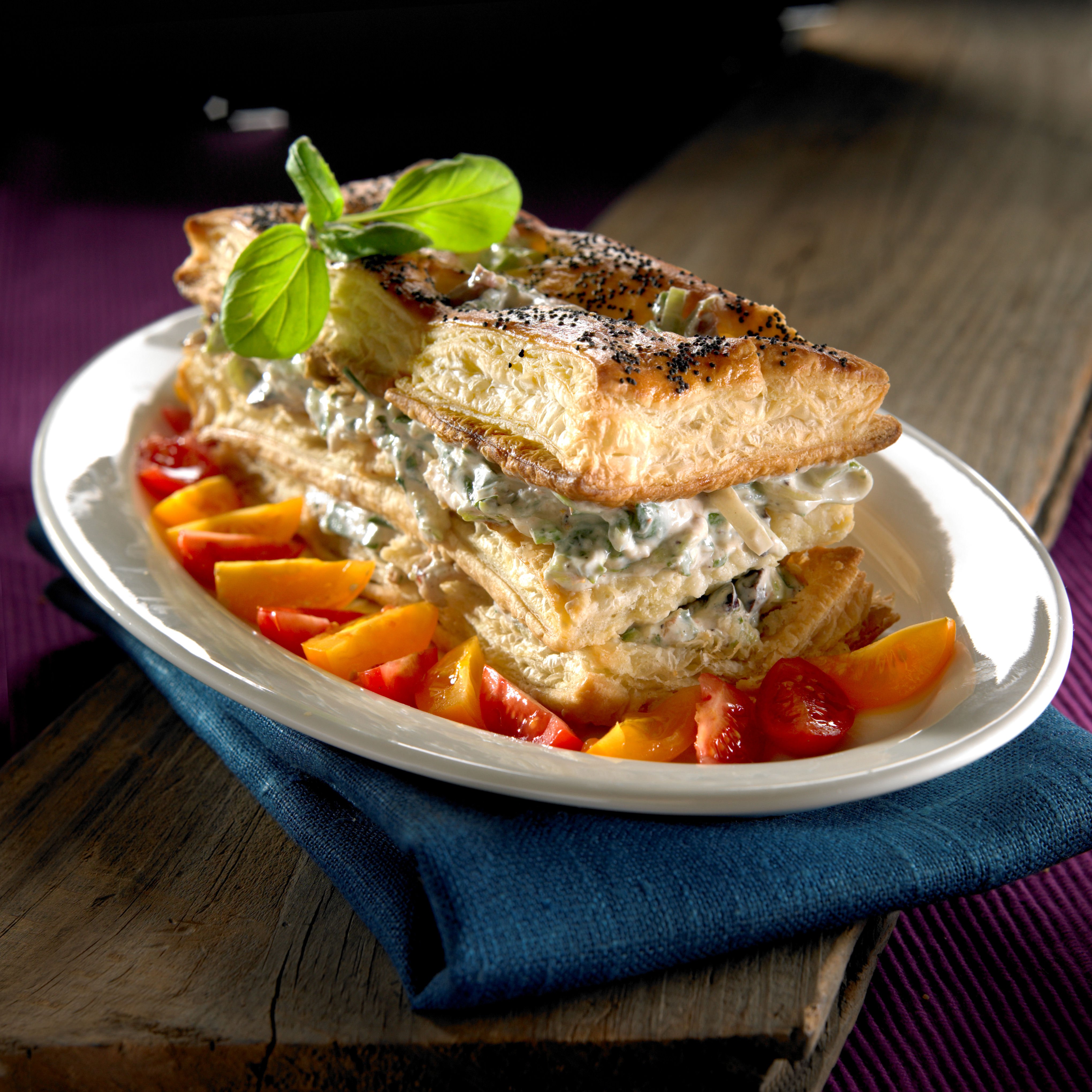 Välimerellinen Voileipäkakku