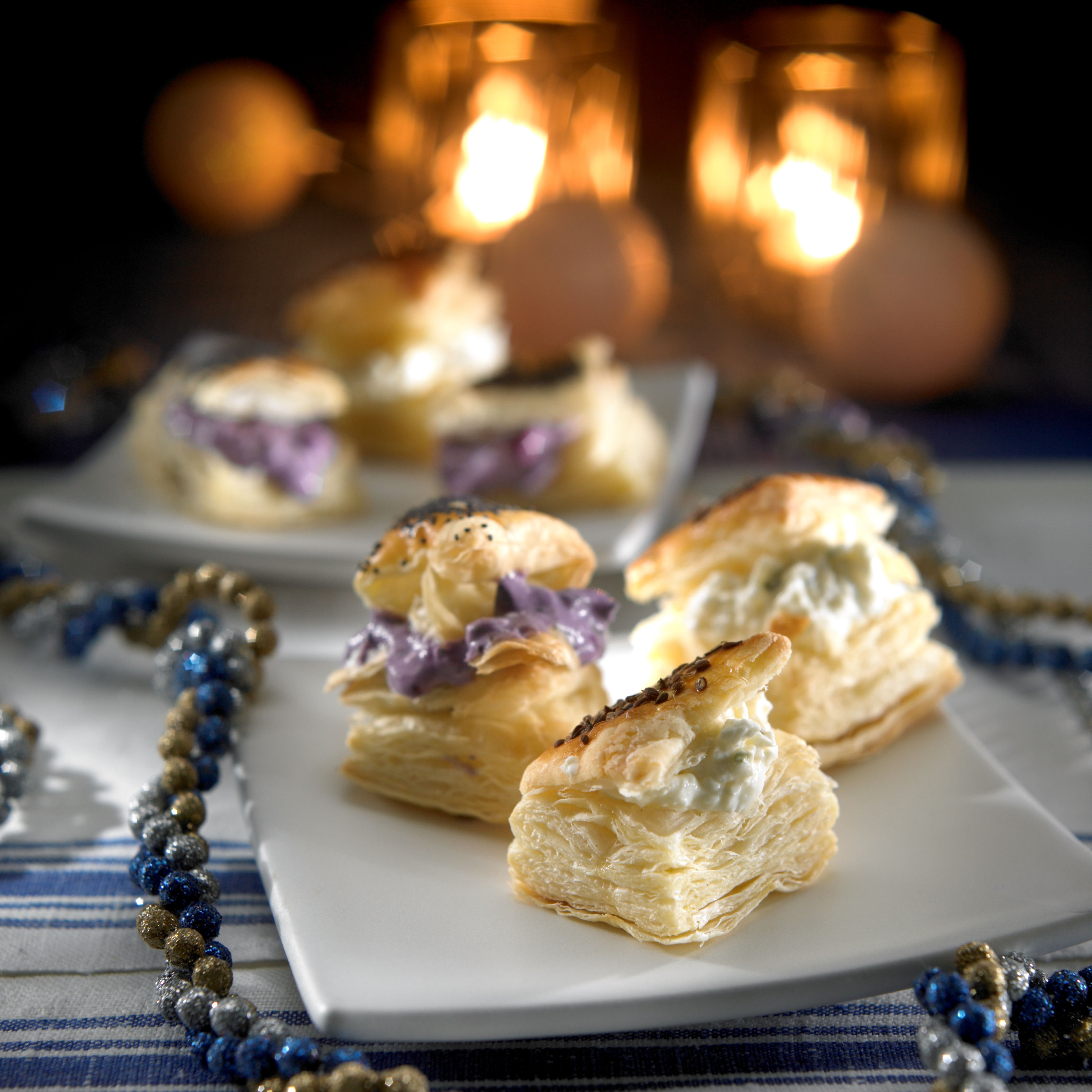 Sinivalkoiset Cocktailpalat