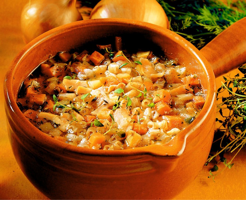 Raketti-makaronikeitto