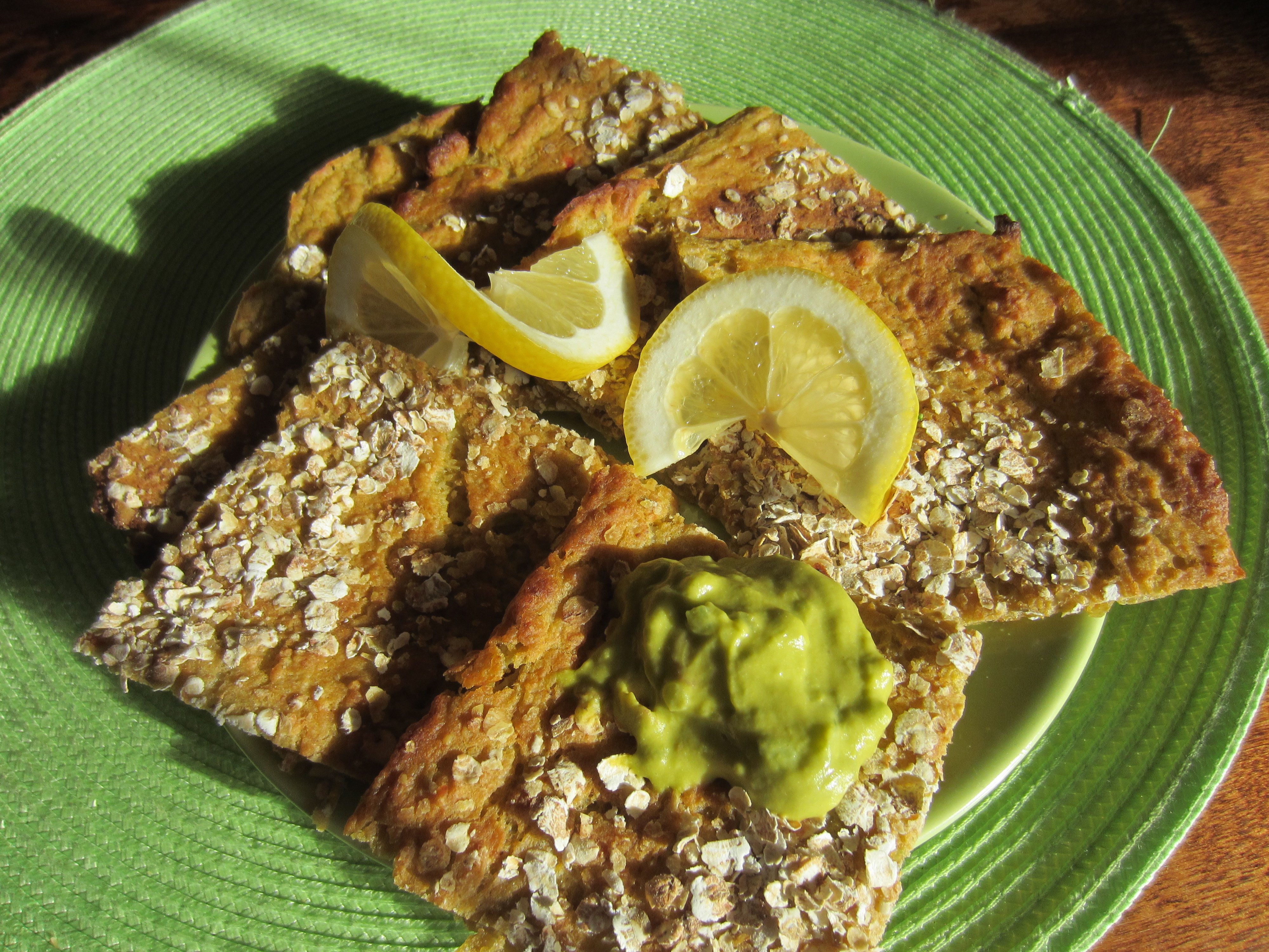 KaRut Avokadorieskat puurosta