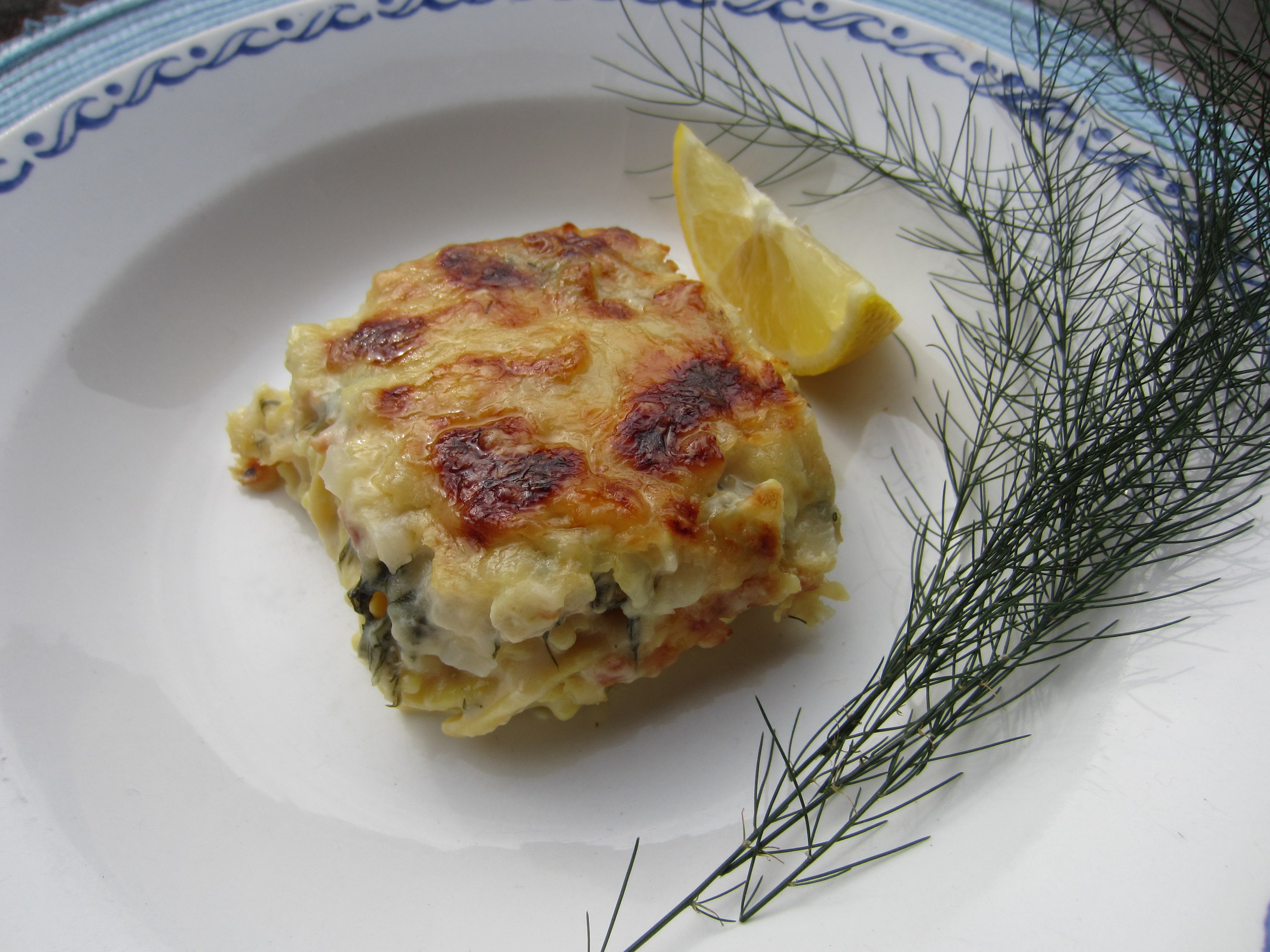 Pikalasagne savulohesta ja Raketti Spagetista