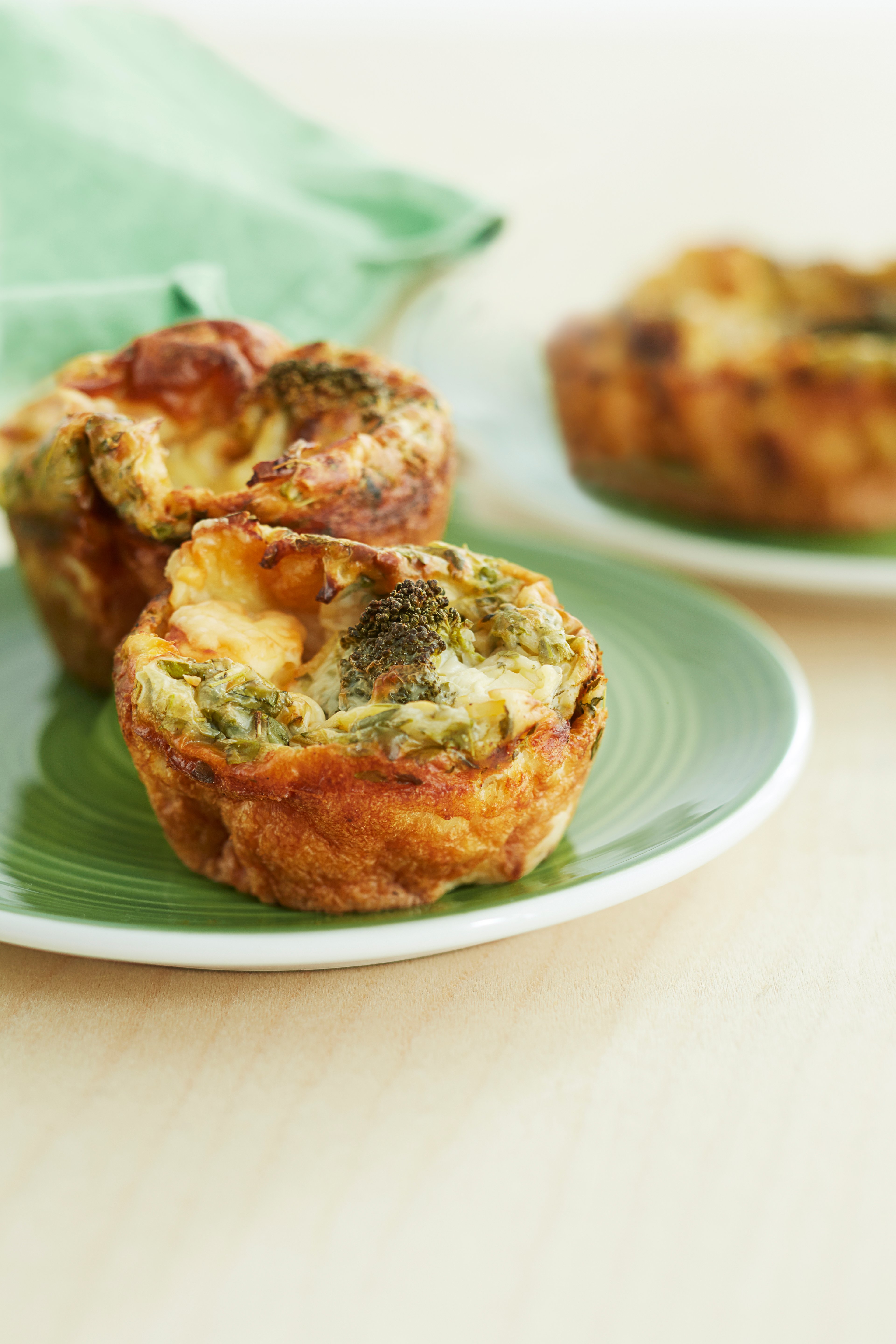 Parsakaalipannarit muffinipellille