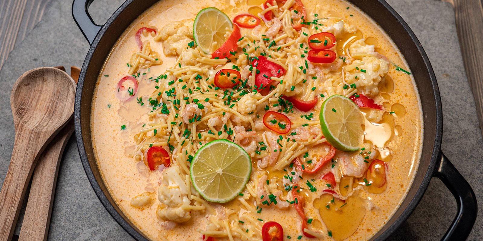 KOOKOS-CURRYKEITTO