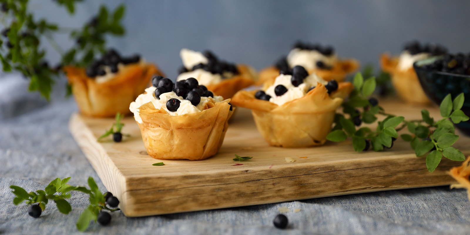 Filokupit mustikka-sitrusvaahdolla