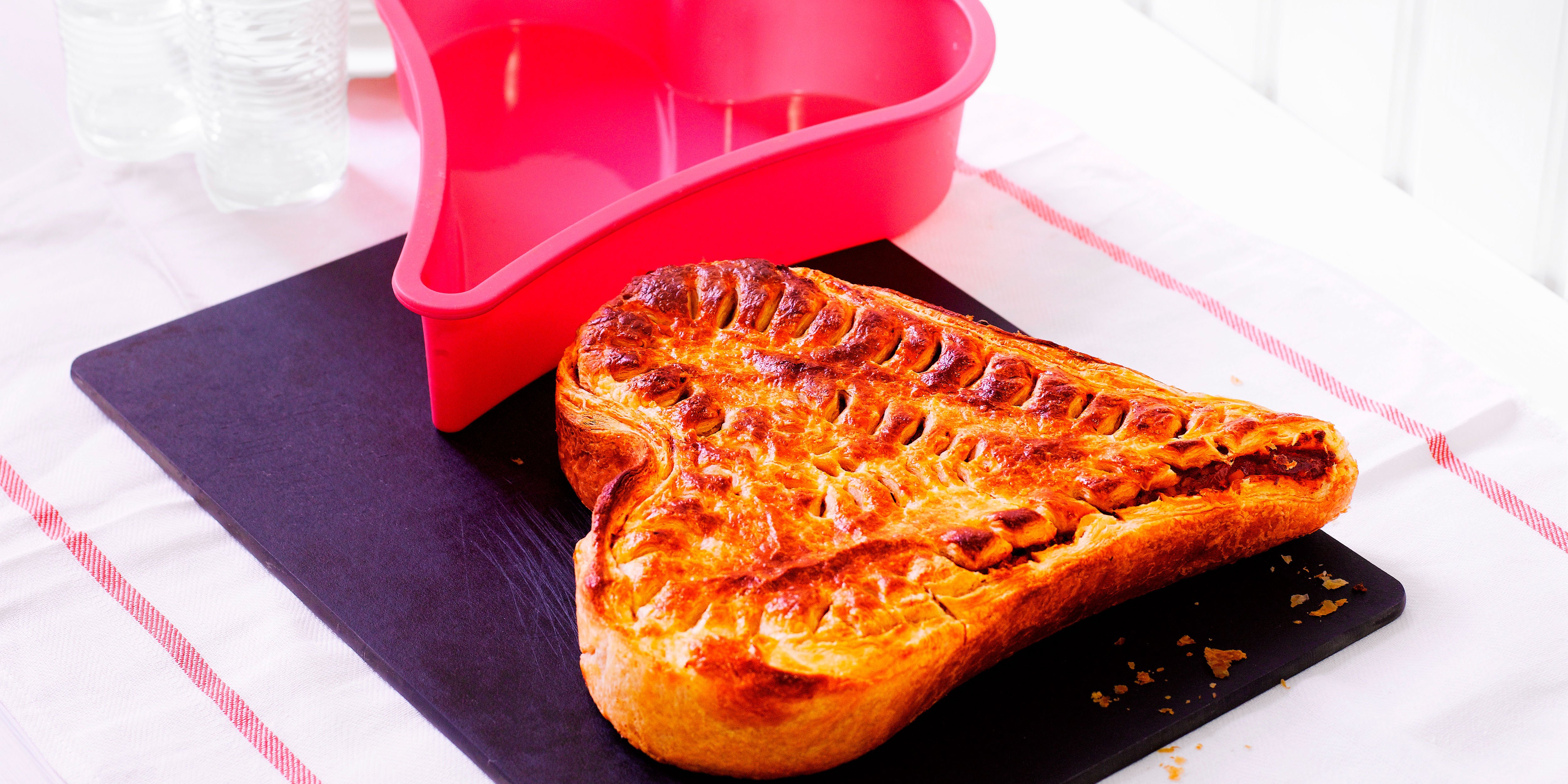 Juhlien Riistapiirakka