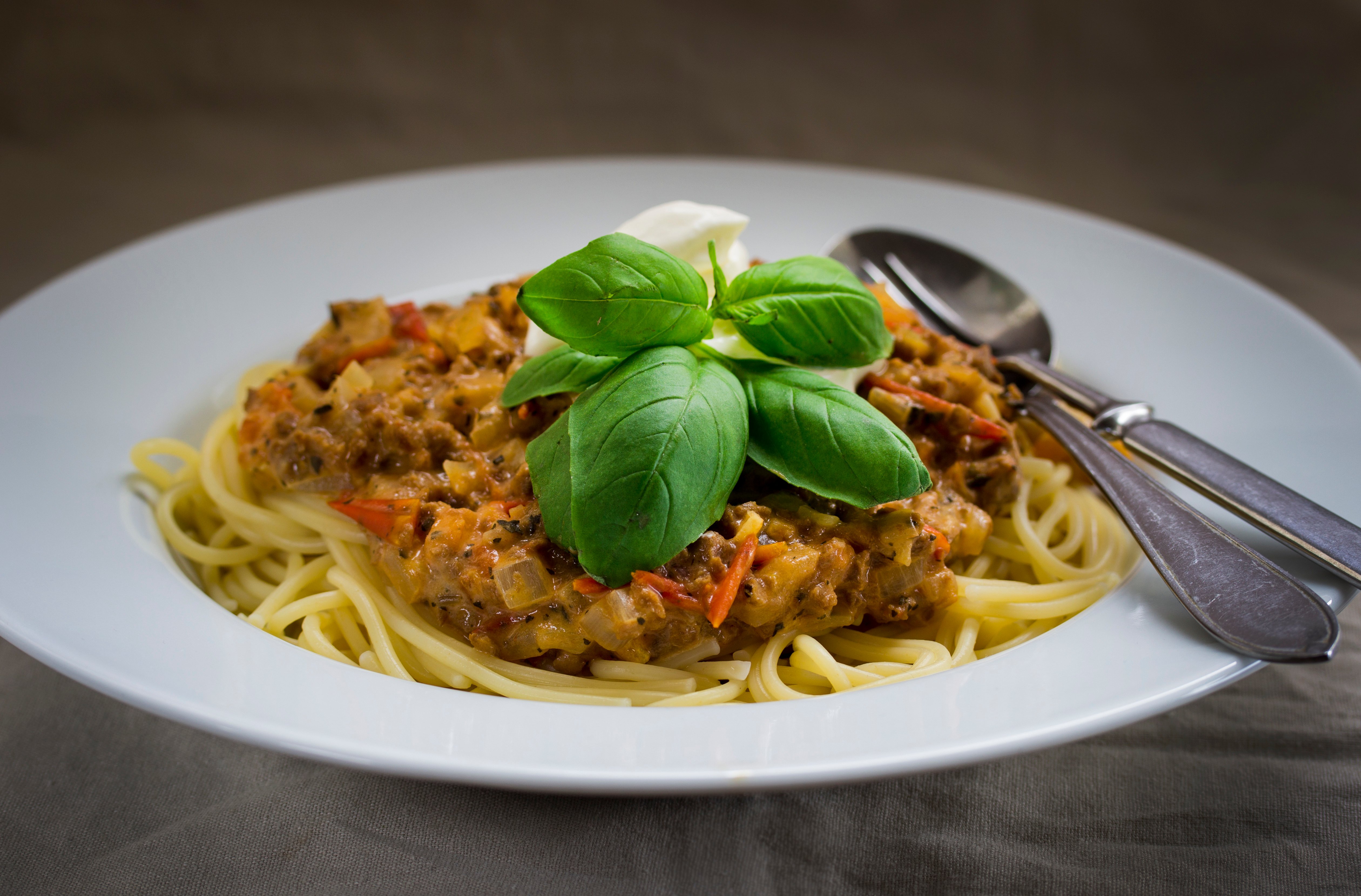 Kasvissyöjän Bolognesekastike