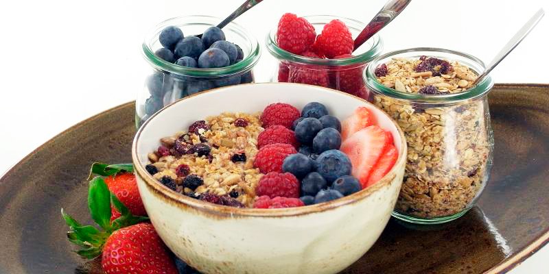 Kaura-tattarigranola