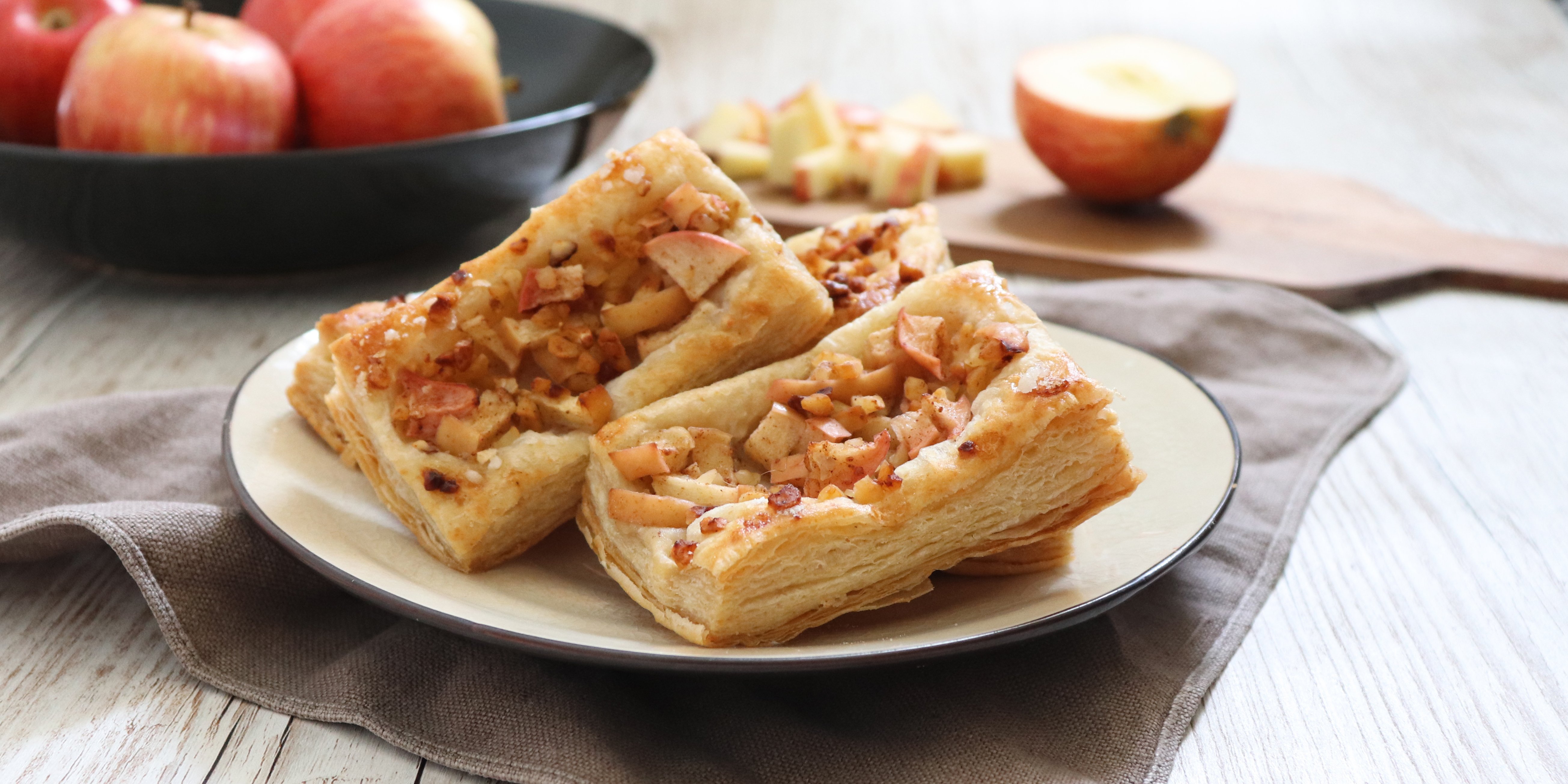 Omena-hasselpähkinäleivokset