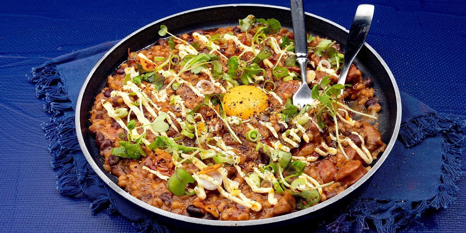 Mustapapu-possu-ohrapuuro NYC