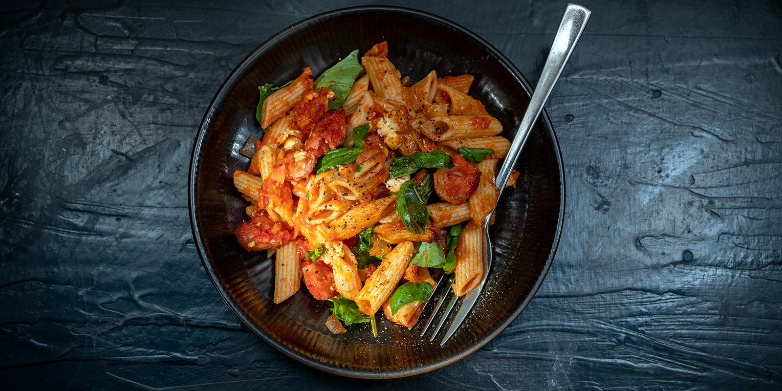 Harissa makkarapasta
