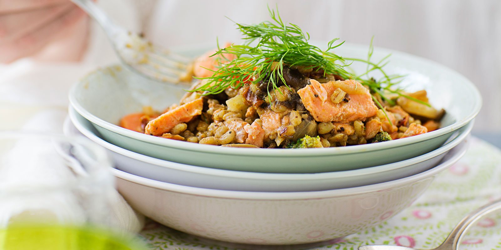 Ohrawokki lohella ja sienilla