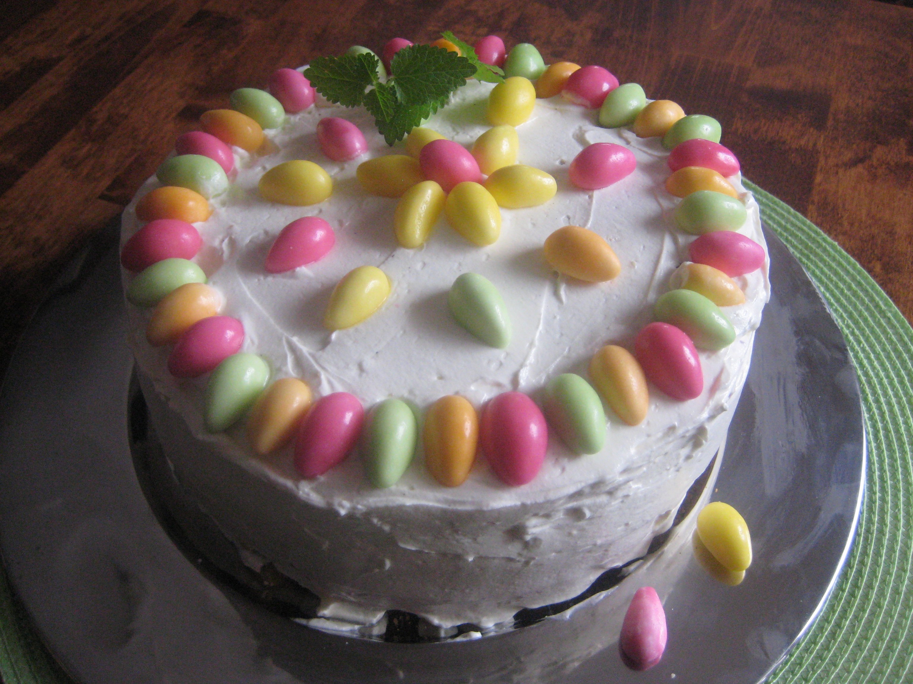 Pääsiäisen Täytekakku