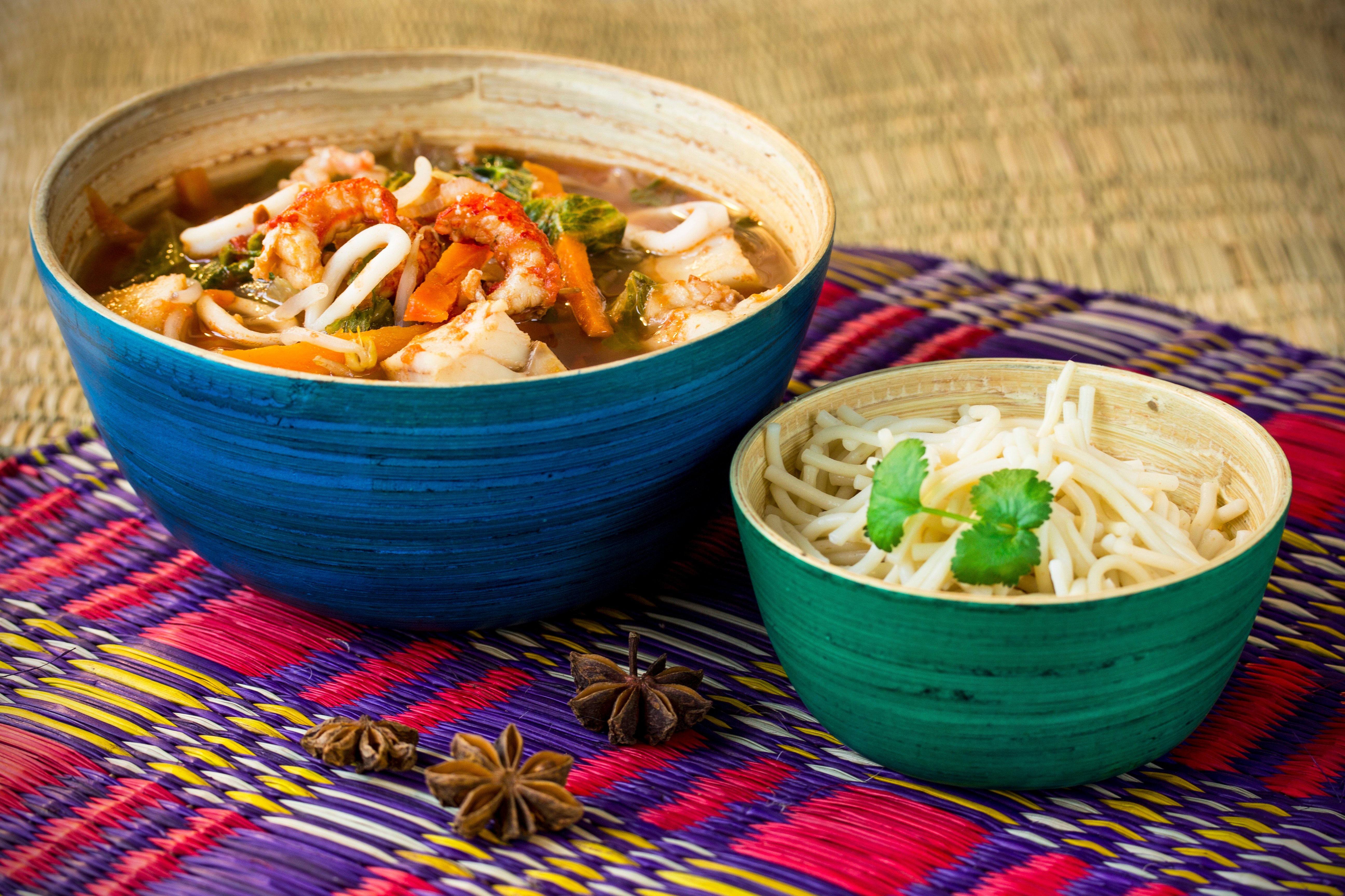 Pho-keitto merenelävillä