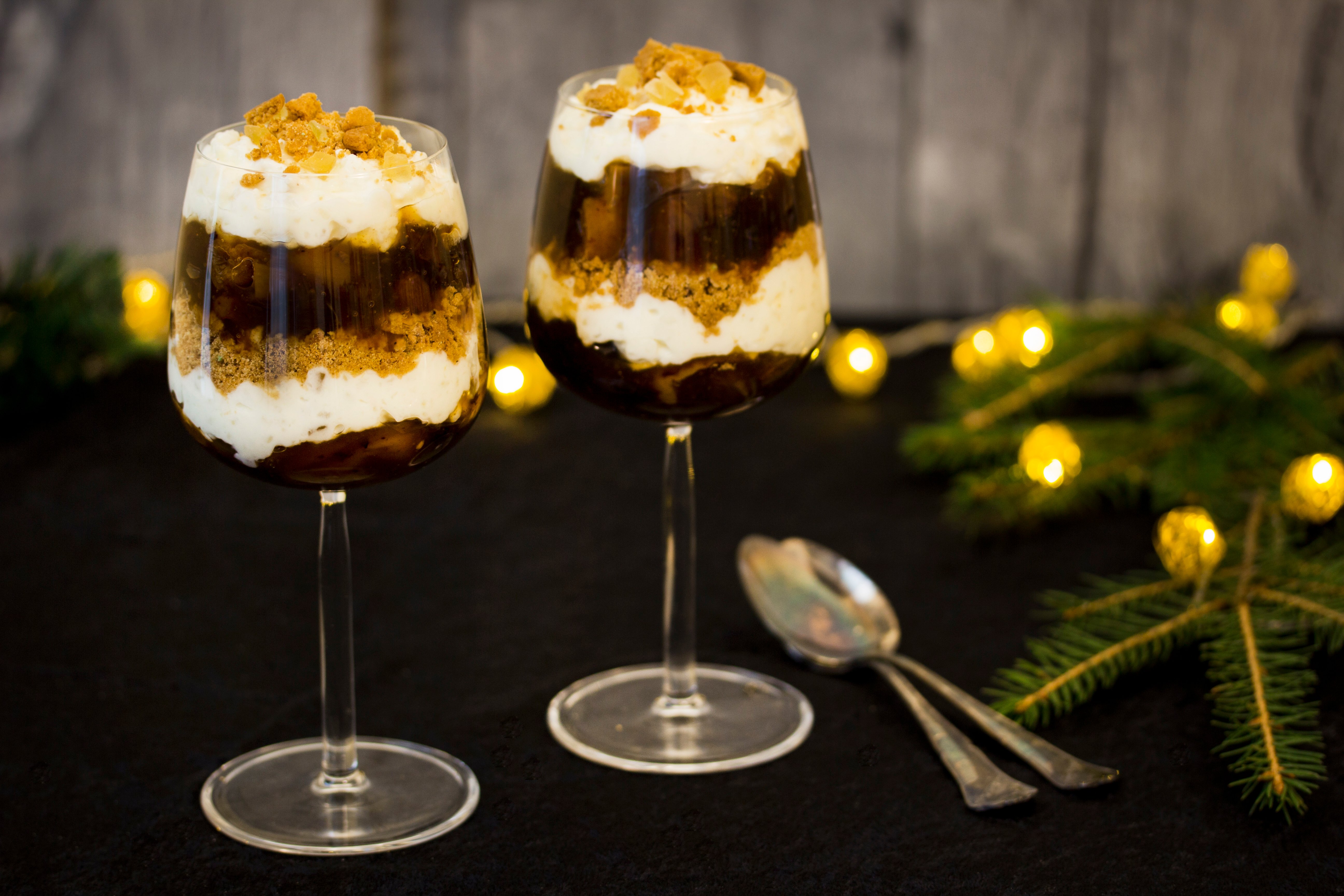 Riisipuuro-sekahedelmäkiisseli-trifle