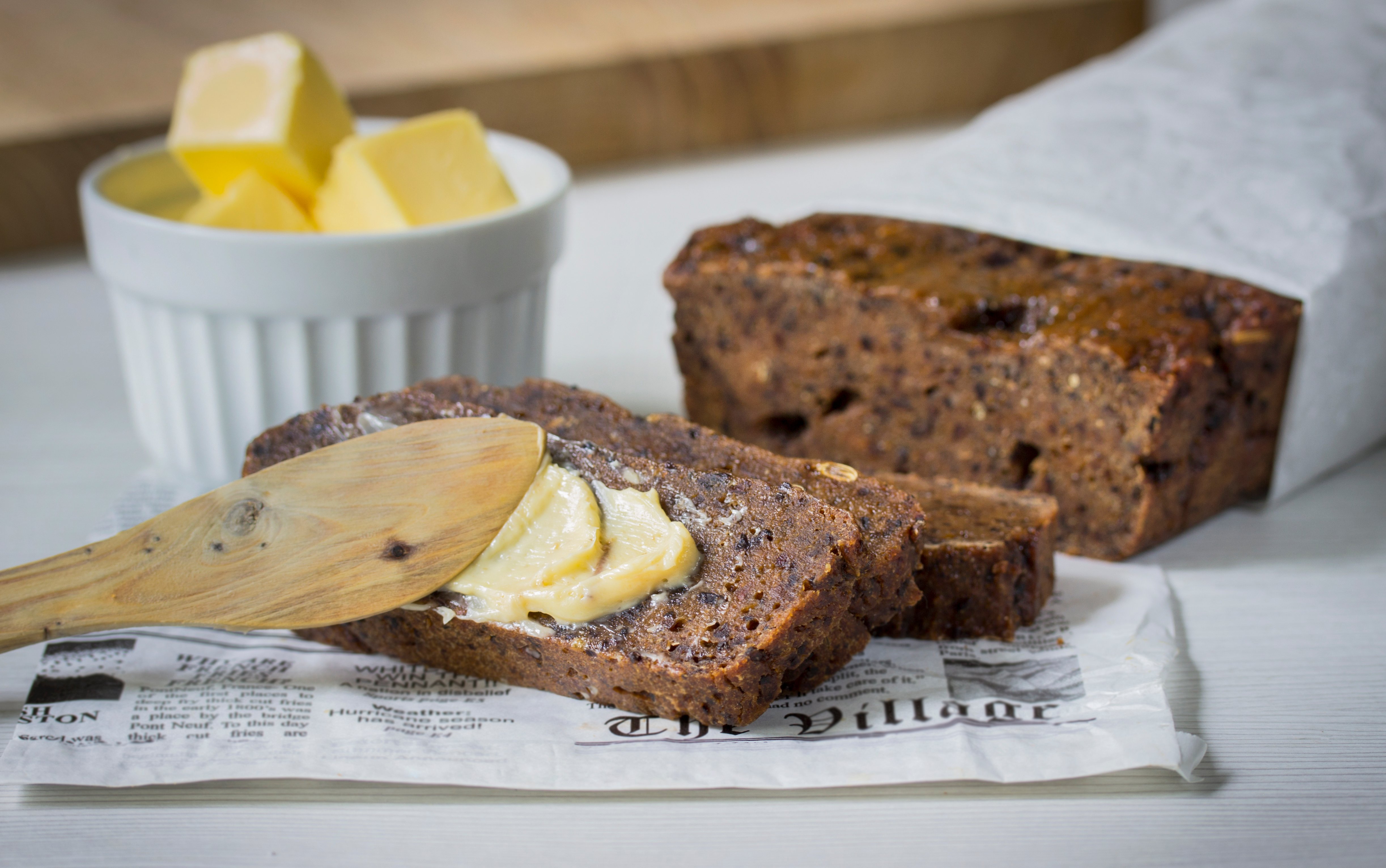 Saaristolaisleipä tai -sämpylät