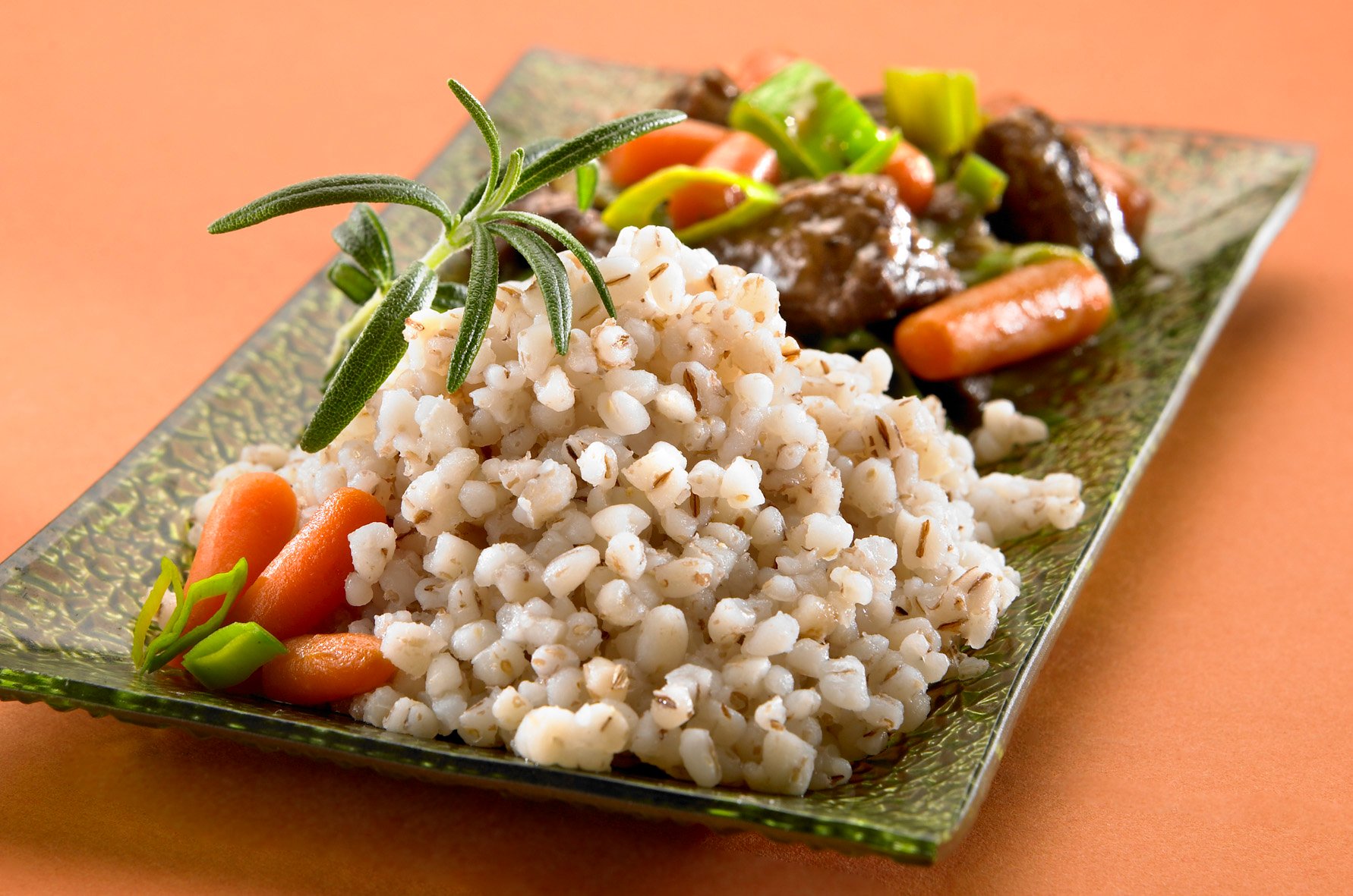 Täysjyväohra &amp;amp; Pippurinen Lihakastike