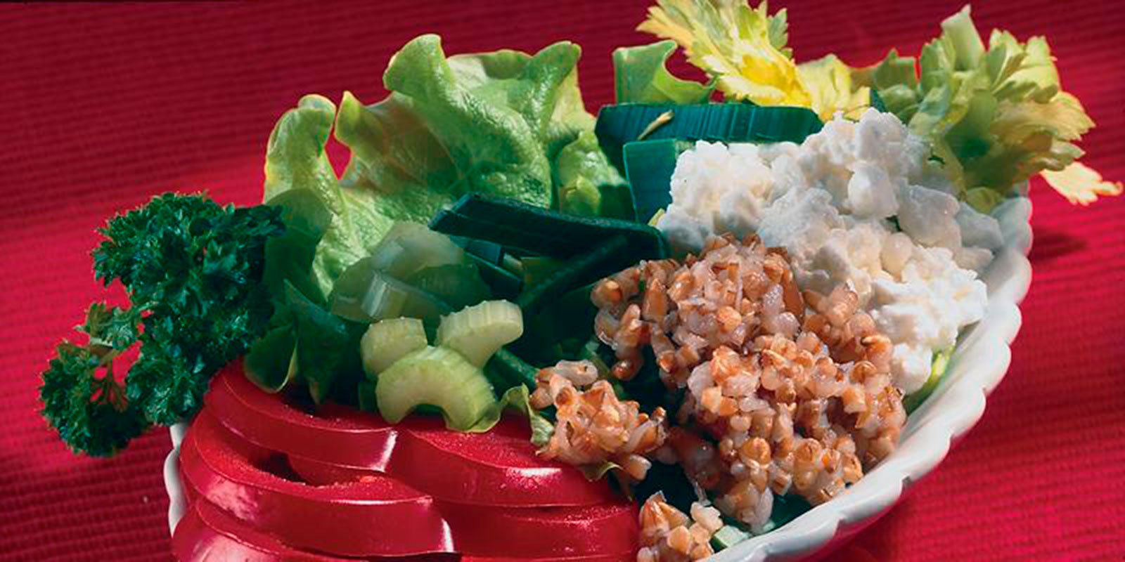 Terveellinen jyväsalaatti