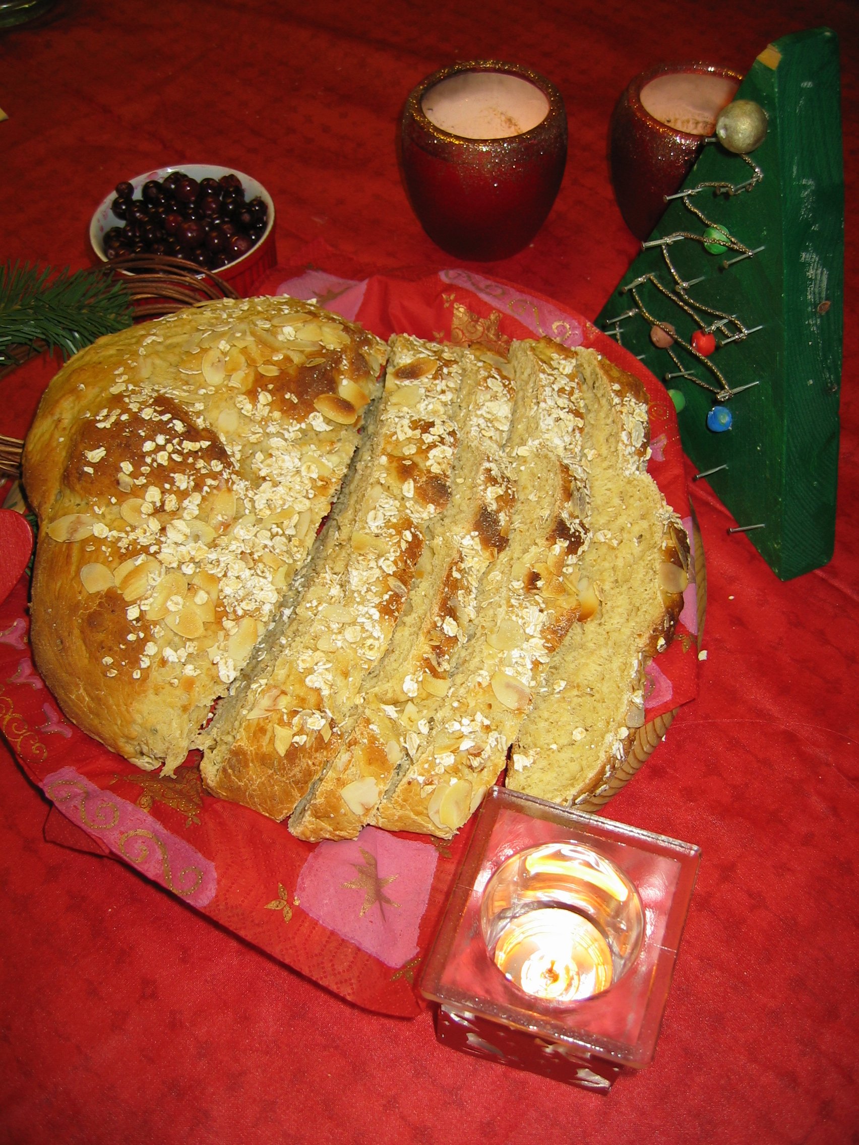 Jouluinen vaalea kauralimppu