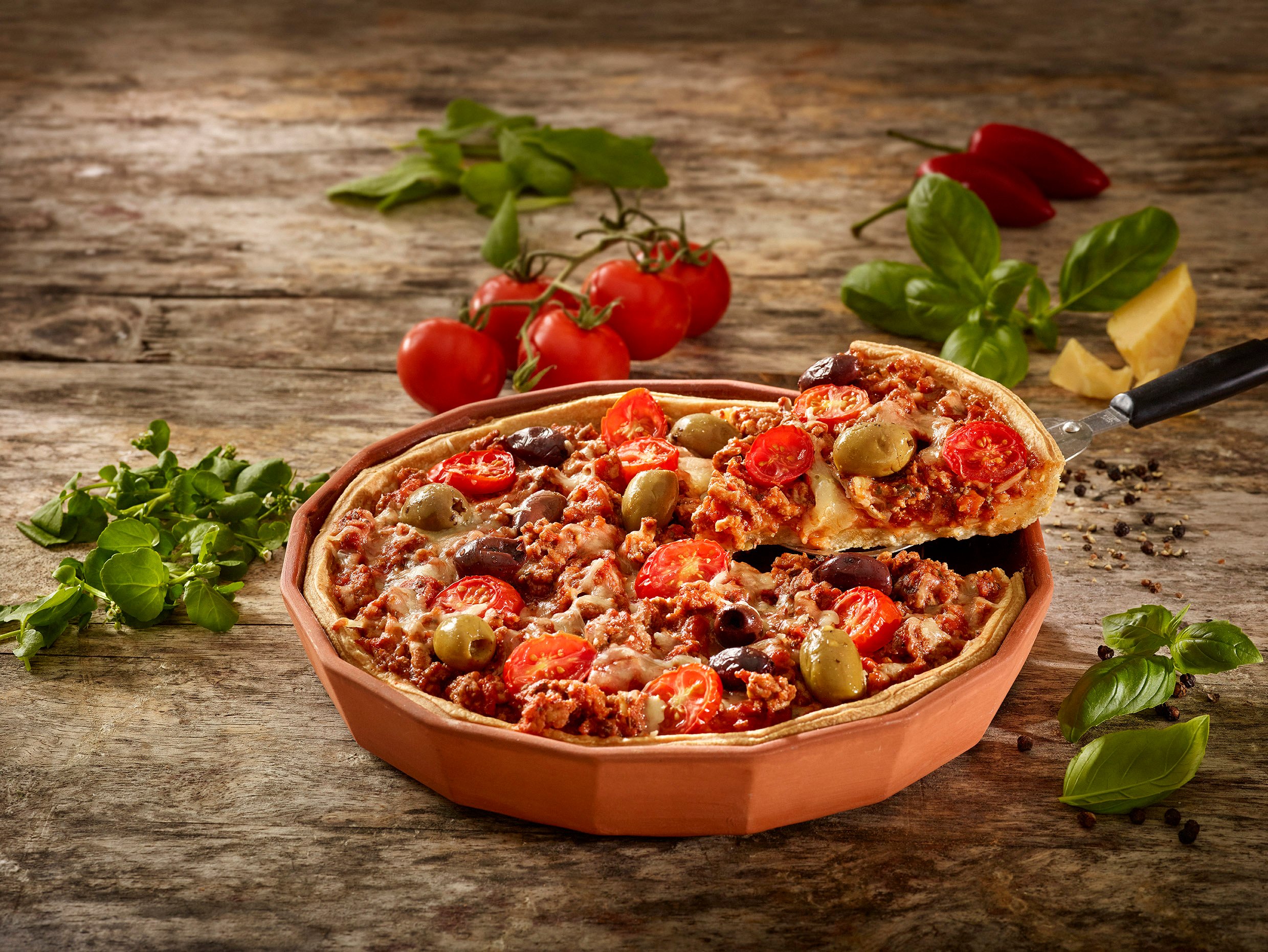 Jauhelihapiirakka Bolognese