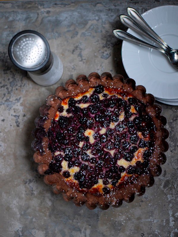 Vadelmapiirakka valkosuklaalla