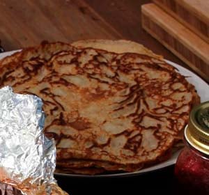 Vähän terveellisemmät letut, Kuva: Vappu Pimiä