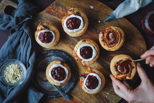 Runebergin tortut lehtitaikinasta