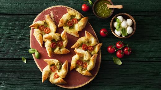 Tomaatti-pestotortut