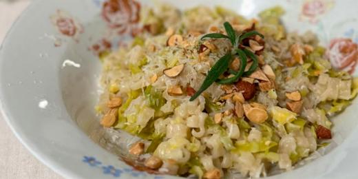 Ruusukaali-rakkauspasta