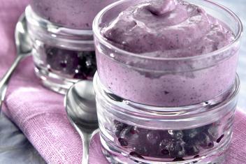 Raikas mustikka-ruisvaahto