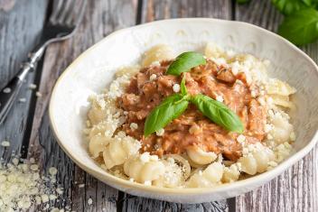 Vegaaninen seitanpasta