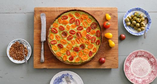 Vegaaninen kirsikkatomaattipiirakka