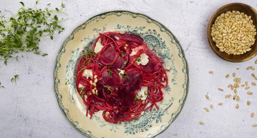 Punajuuri-vuohenjuustopasta