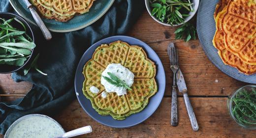 Suolaiset vohvelit hortatäytteellä