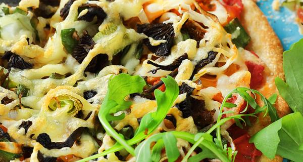 Satokauden pizza