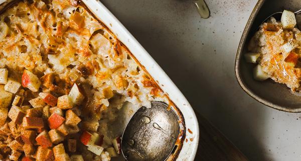 Omenainen uuniriisipuuro