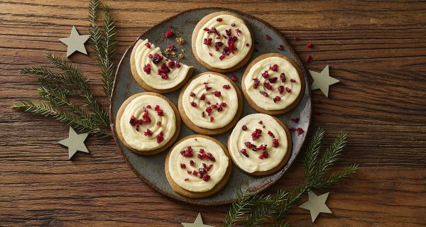 Valkosuklaa-karpalopiparit