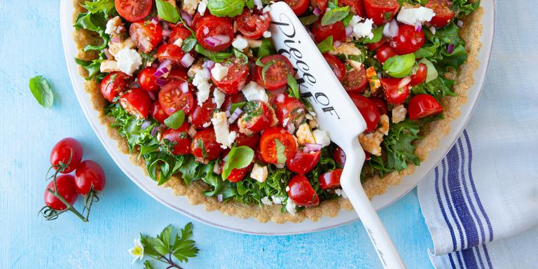 Tomaatti-salaattipiirakka