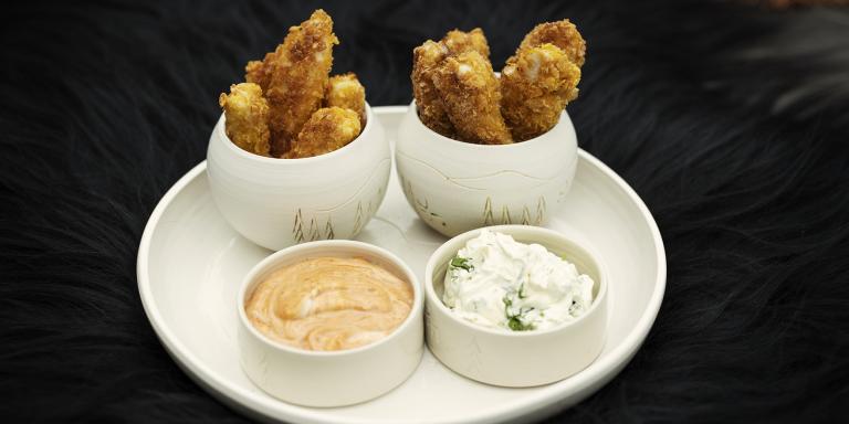 Kananugetit ja kalapuikot