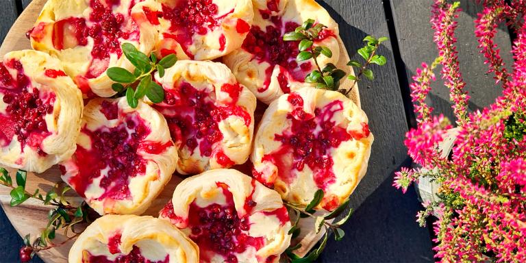 Pikaiset puolukkapiiraat