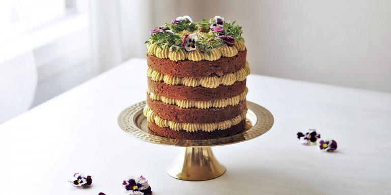 Appelsiini-pistaasikakku