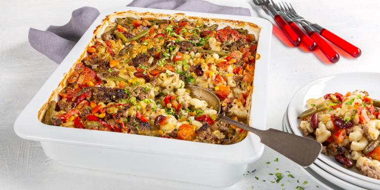 Juhlavuoden makaronilaatikko GN-vuoassa