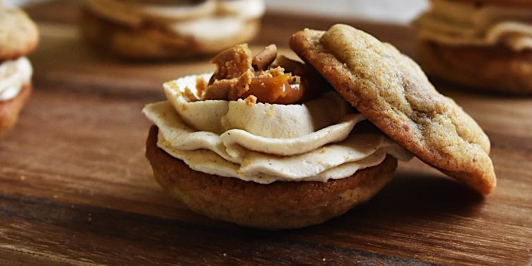 Ainoliina Leskelän pipari-suklaatäytekeksit kinuskisydämellä